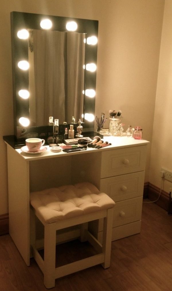 Dressing Table Mirror Light, Super Bright 10 LED Lights - 3 Modes & USB Type - Image 5